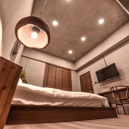 Eryang Homestay Tainan Luaran gambar