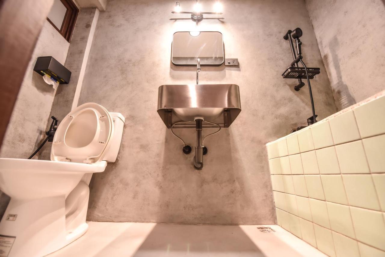 Eryang Homestay Tainan Luaran gambar