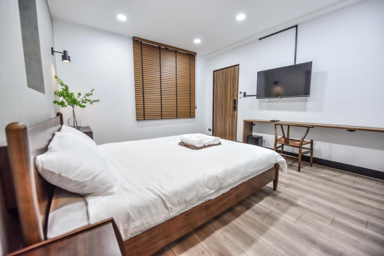Eryang Homestay Tainan Luaran gambar