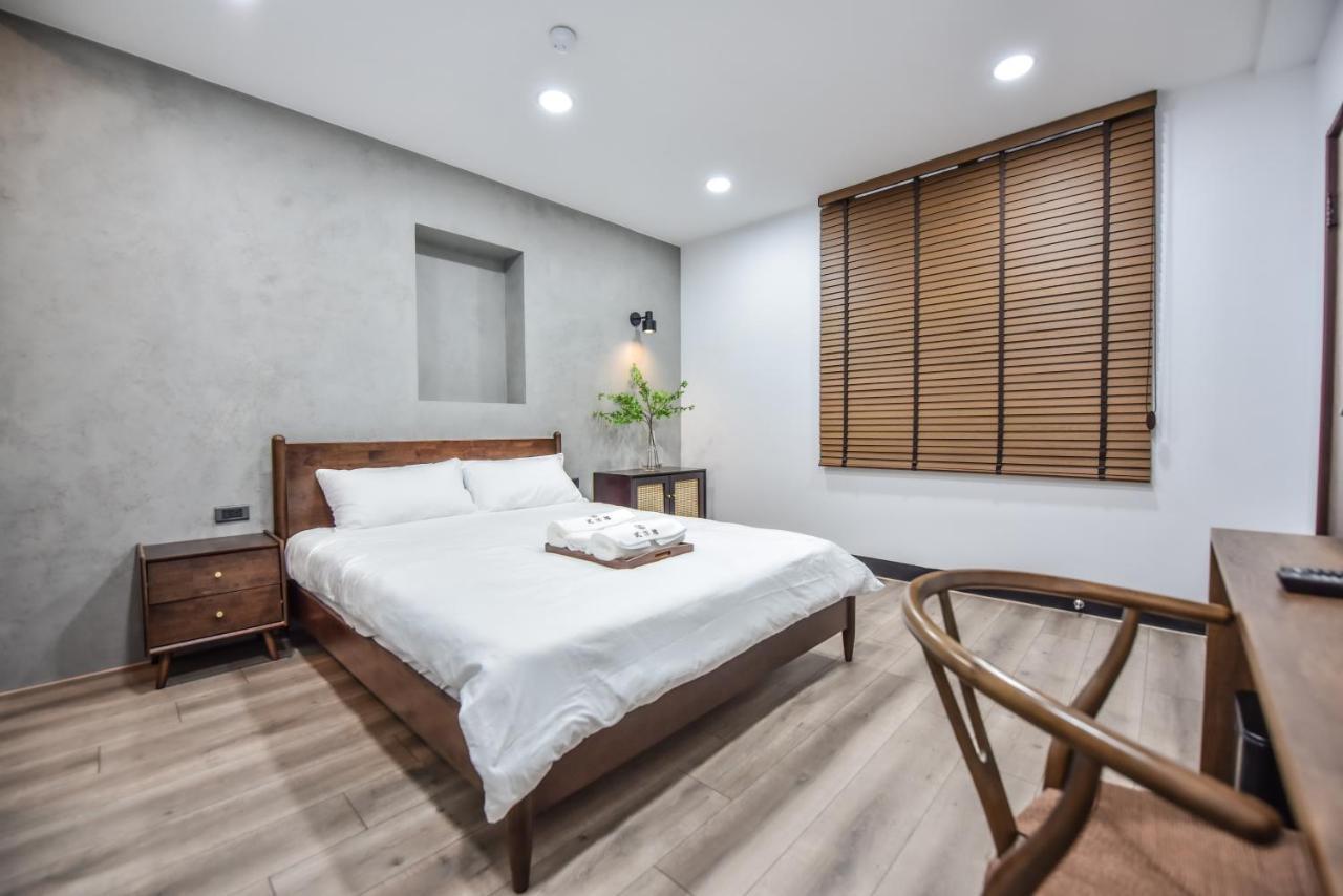 Eryang Homestay Tainan Luaran gambar