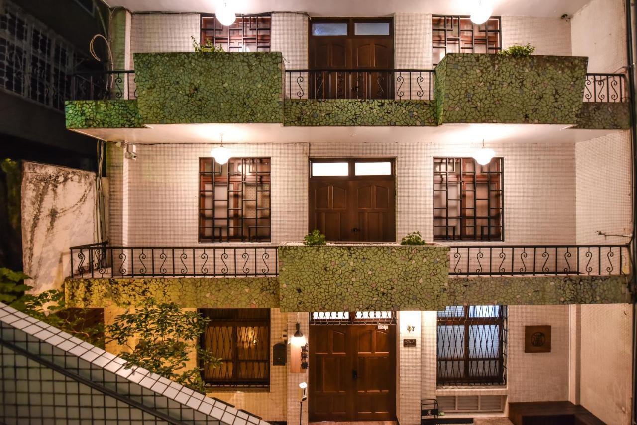 Eryang Homestay Tainan Luaran gambar